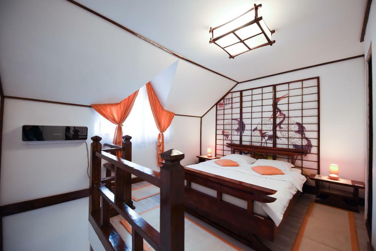 Отель Casa Lily - Japanese Retreat Сигишоара Экстерьер фото